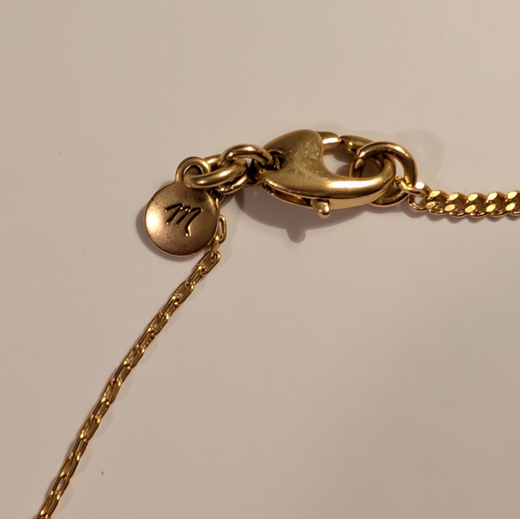 Madewell Elegant Gold and Black Pendant Necklace - Picture 4 of 7
